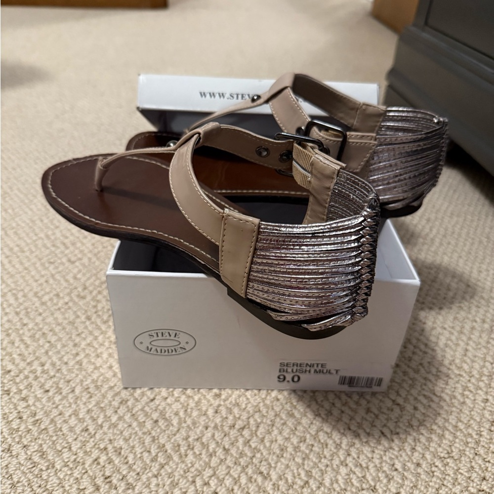 Steve Madden Women's Tan and Silver Sandals